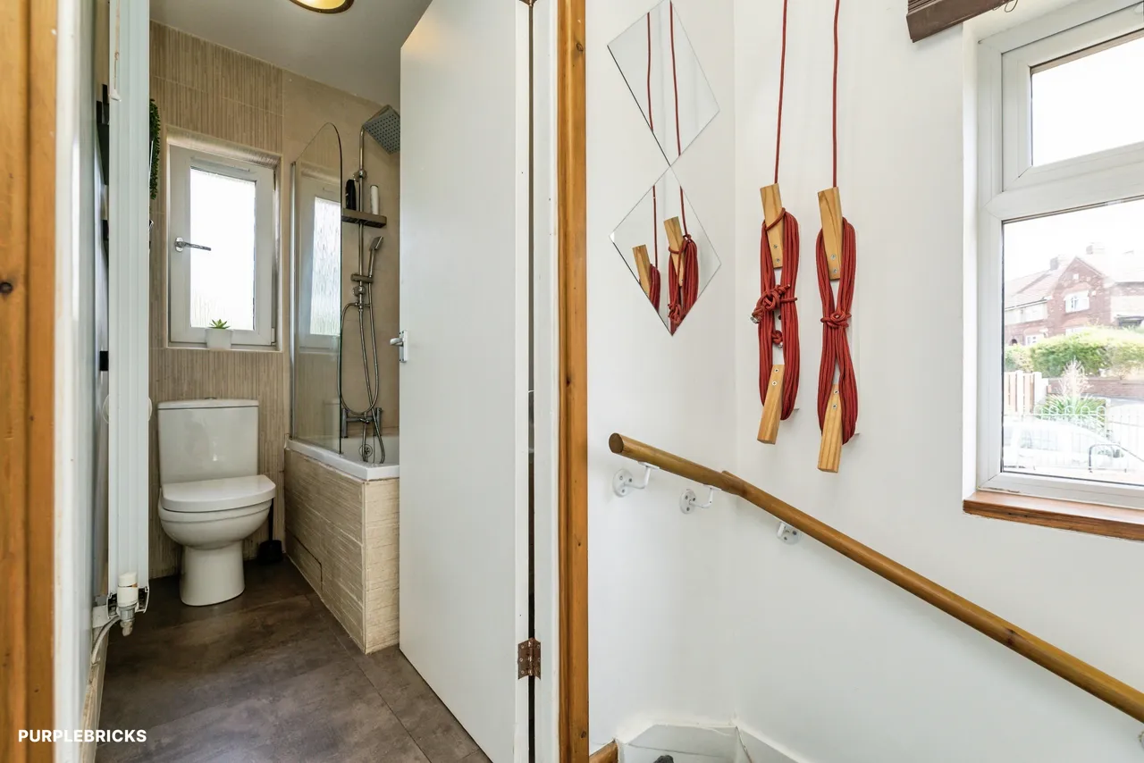 Kyle Crescent, Sheffield, S5, photo 15