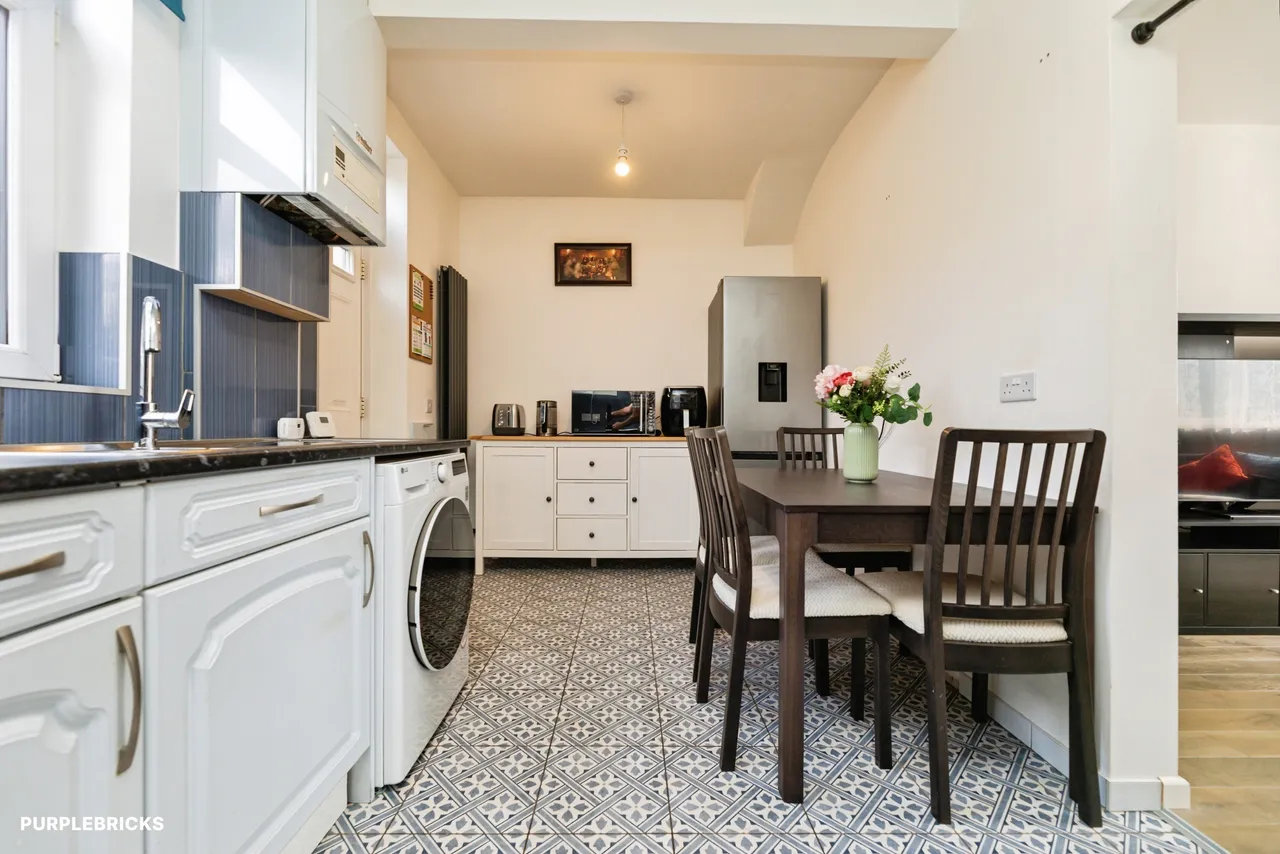 Kyle Crescent, Sheffield, S5, photo 8