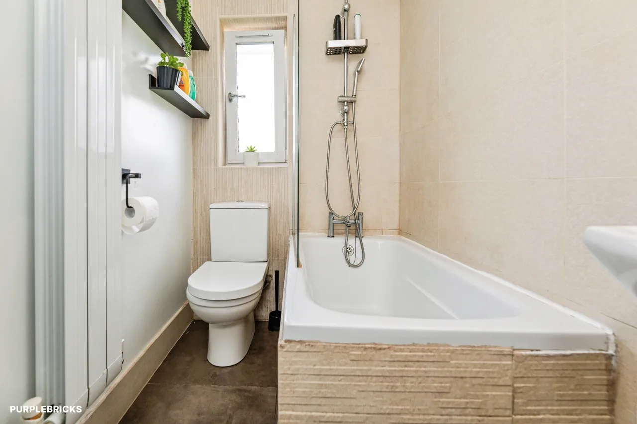 Kyle Crescent, Sheffield, S5, photo 16