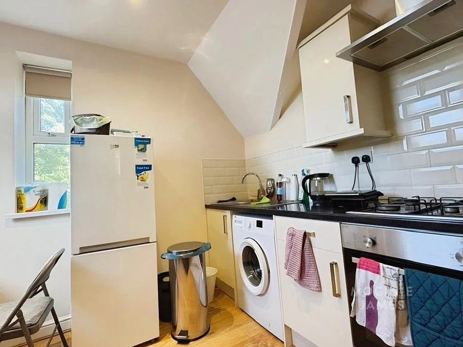 Colum Road, Cardiff, CF10, photo 10
