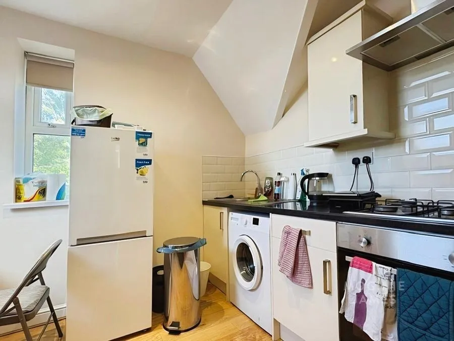 Colum Road, Cardiff, CF10, photo 4