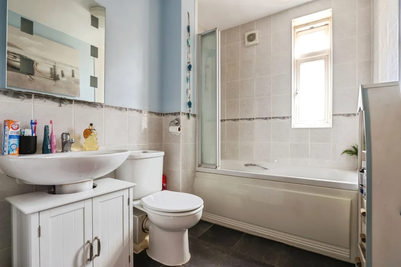 Bartlett Way, Poole, BH12, photo 10