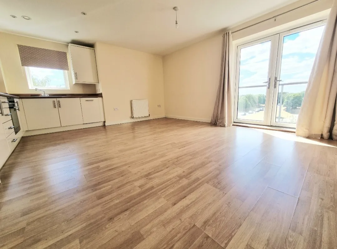 2 bed flat to rent, Noble Court, SG1