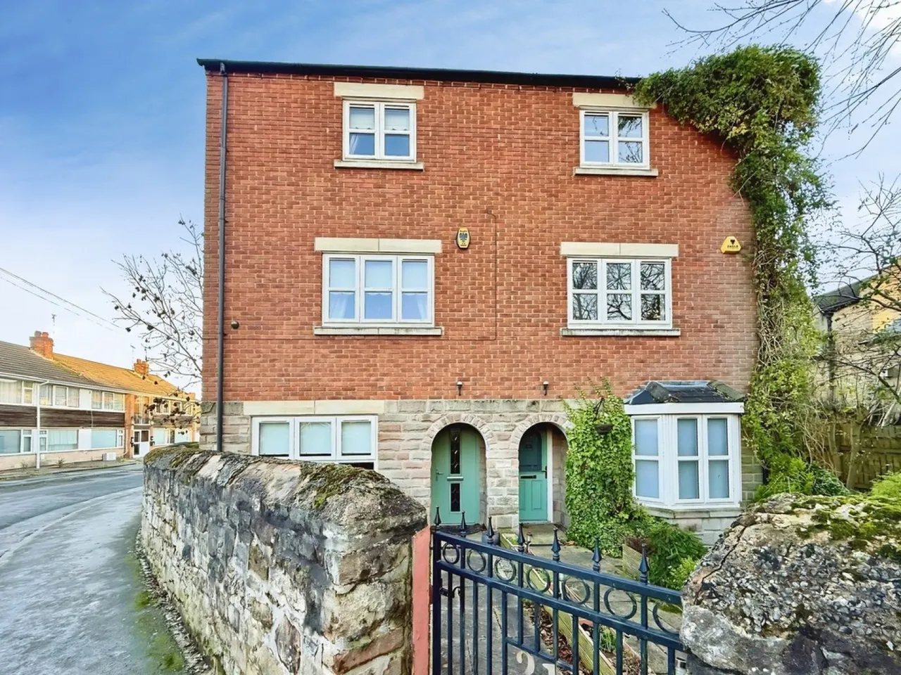4 bed house for sale — Wrightson Close, Sutton In Ashfield, Nottinghamshire