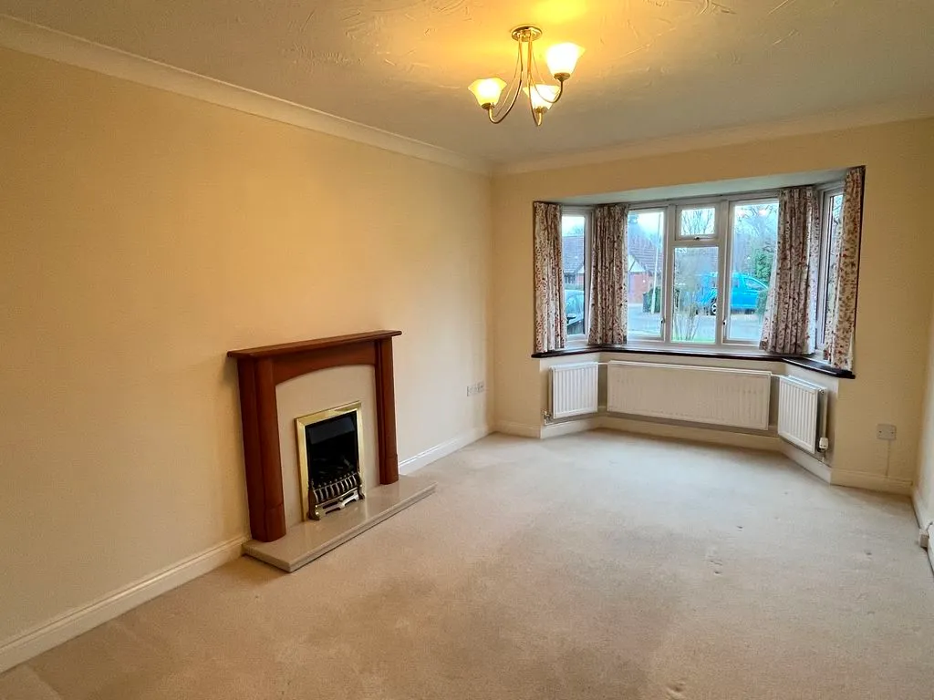 Holmer Place, Holmer Green HP15 6TT, photo 3