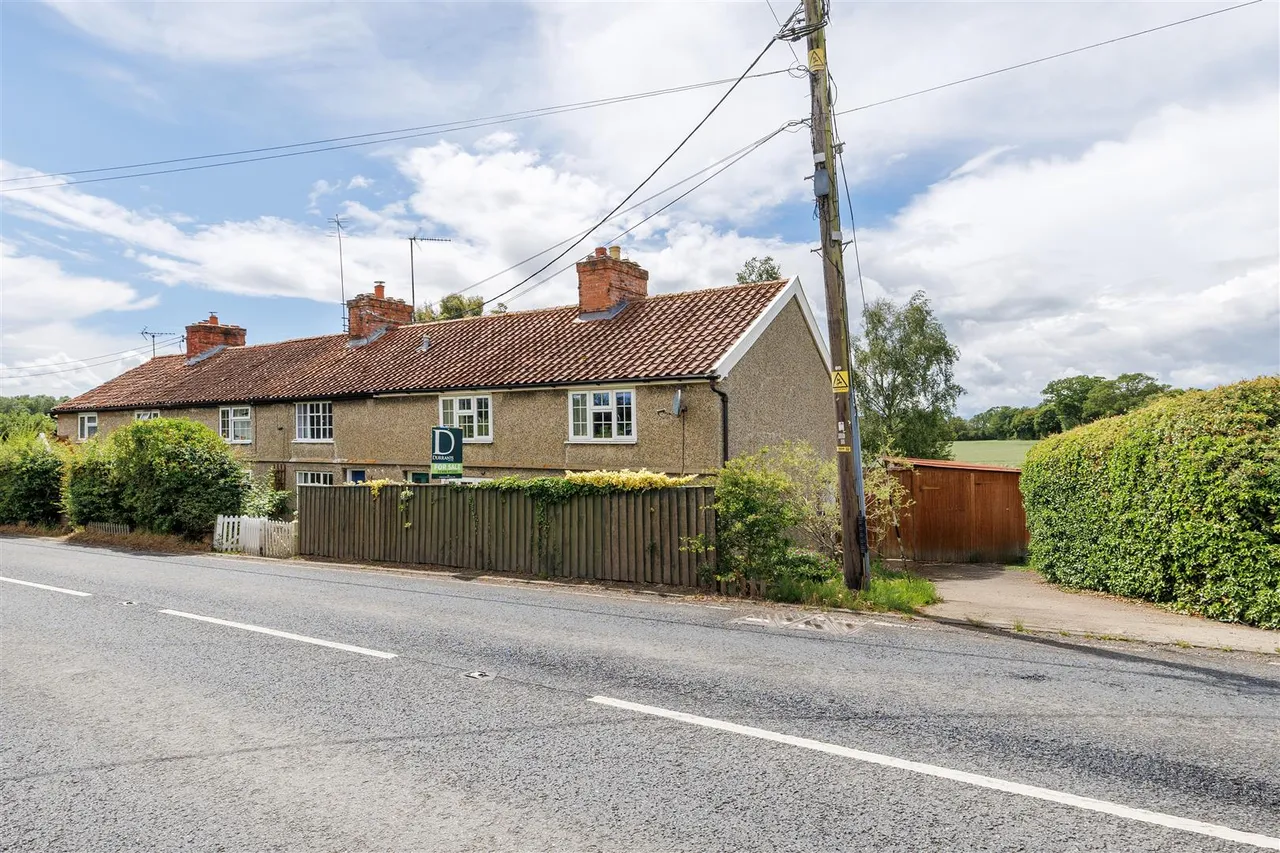 Halesworth Road, Bramfield, IP19, photo 14