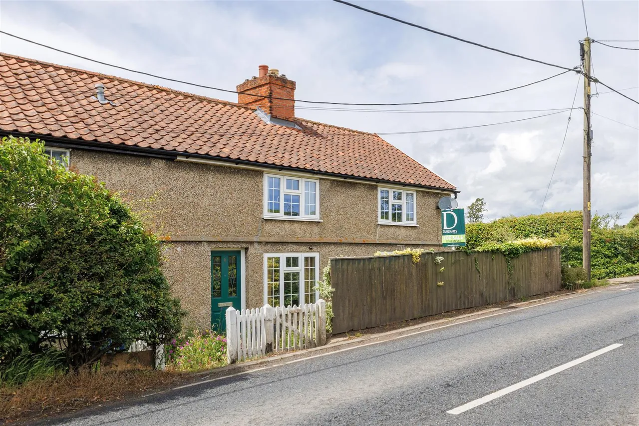 Halesworth Road, Bramfield, IP19, photo 6