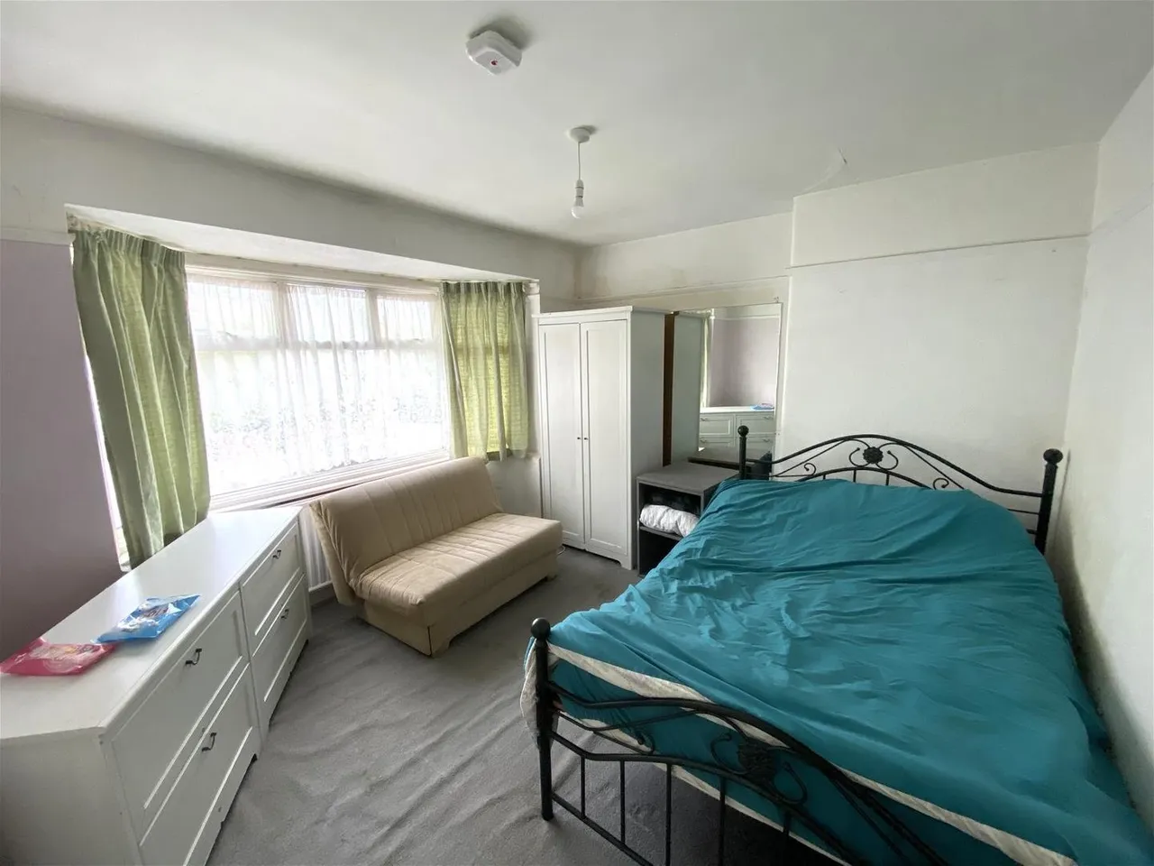 Selborne Gardens, Perivale, photo 9
