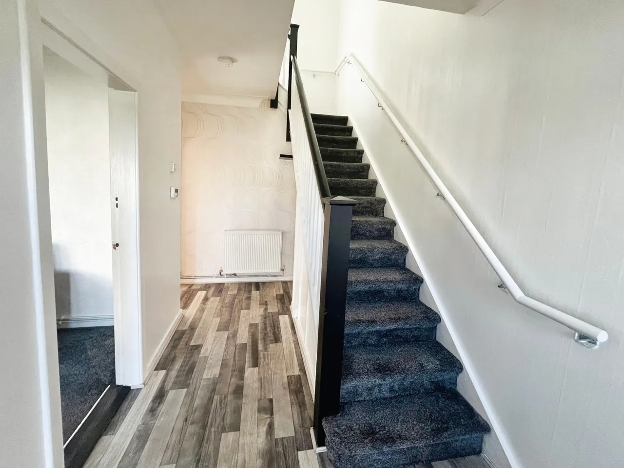 Belvoir Crescent, Lisburn, BT28, photo 2