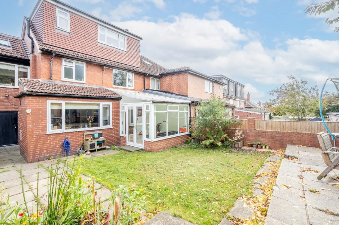 Moor Allerton Avenue, Moortown, LS17, photo 15