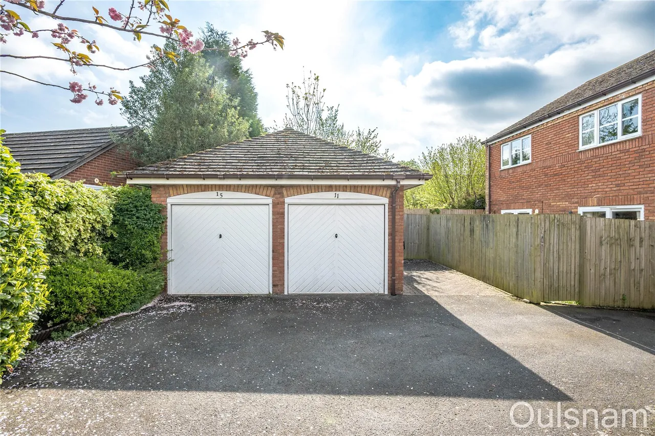 Spire View, Bromsgrove, Worcestershire, B61 8DZ, photo 2