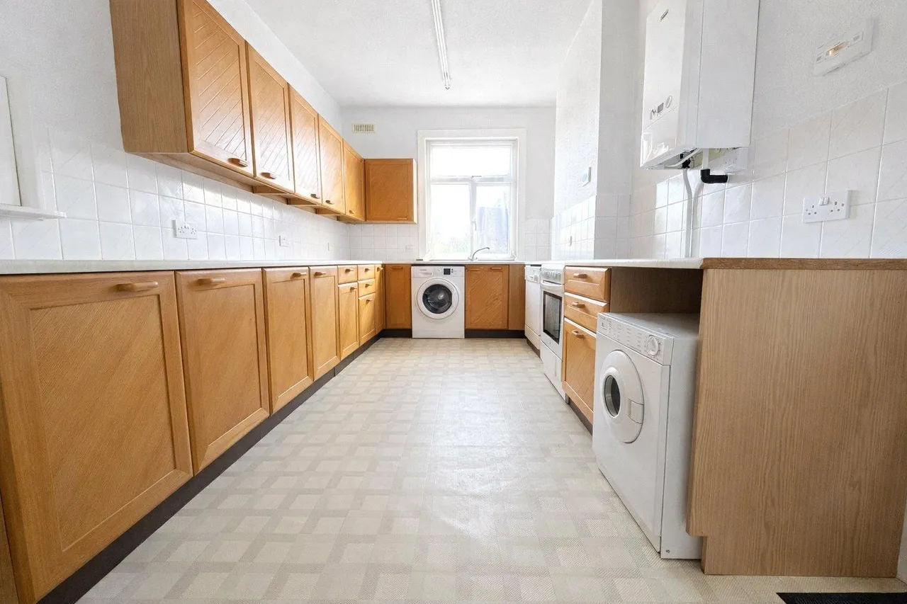 Newquay Road, London, SE6, photo 13