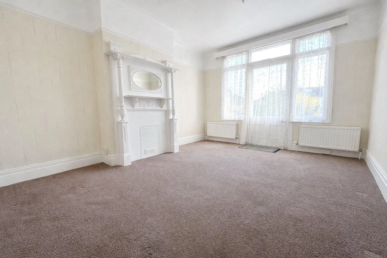 Newquay Road, London, SE6, photo 3
