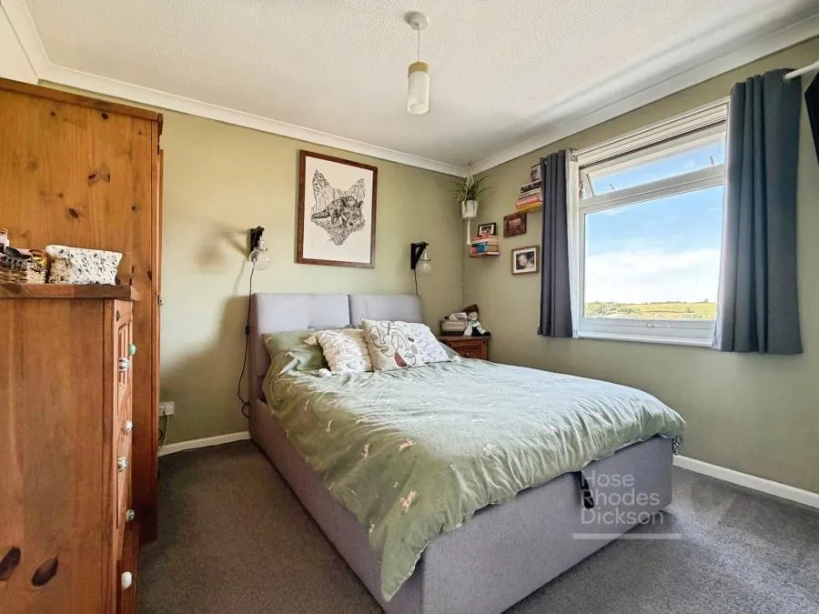 Hillcrest Road, Rookley, PO38, photo 8