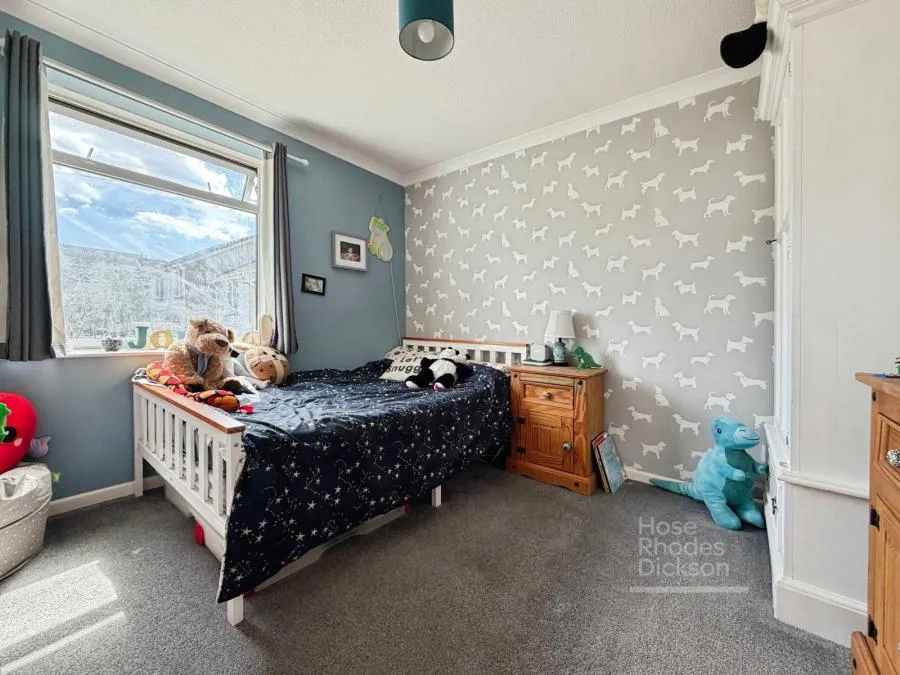 Hillcrest Road, Rookley, PO38, photo 9