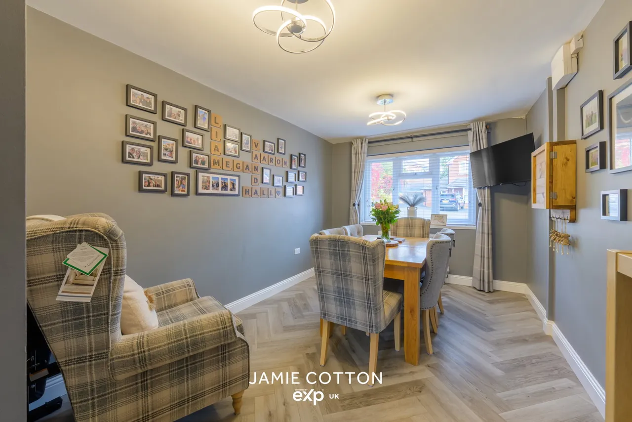 Ashbourne Ridge, Halesowen, B63, photo 9