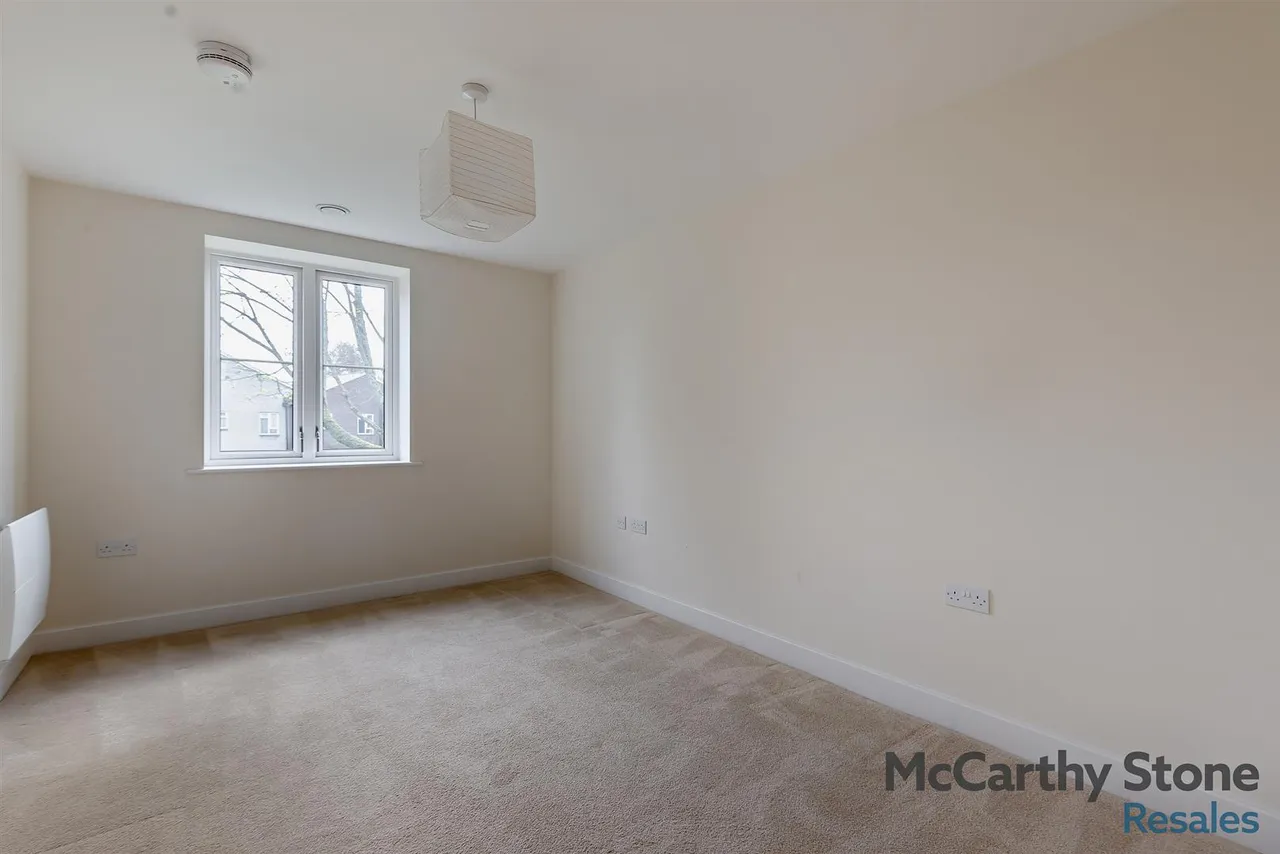 Orchard Lane, Alton, GU34, photo 8