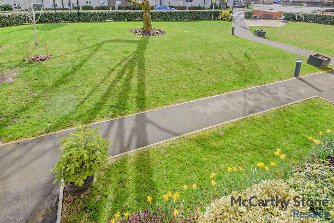 Orchard Lane, Alton, GU34, photo 30