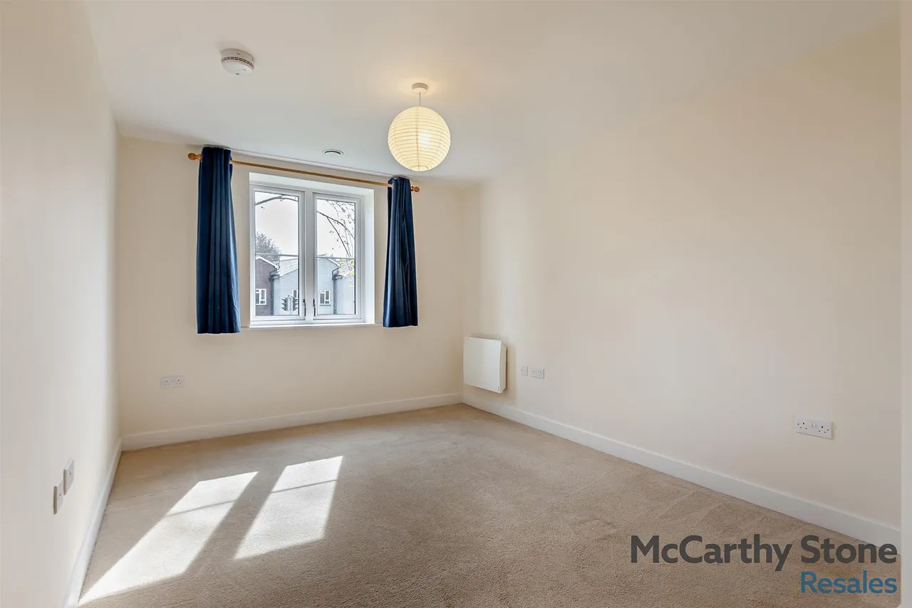 Orchard Lane, Alton, GU34, photo 10