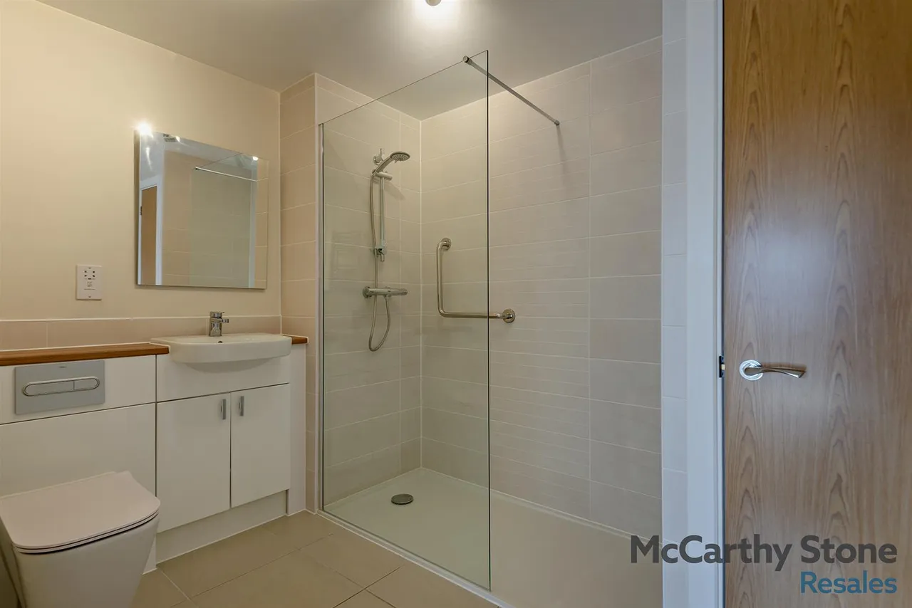 Orchard Lane, Alton, GU34, photo 15