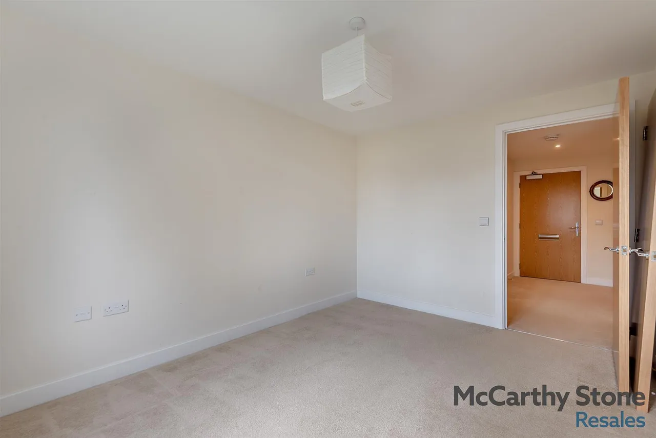 Orchard Lane, Alton, GU34, photo 13
