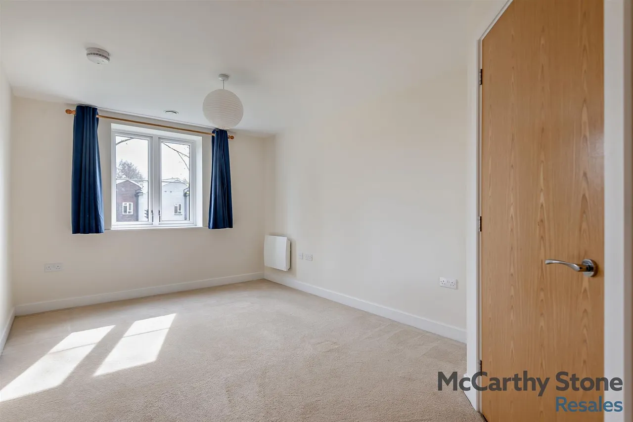 Orchard Lane, Alton, GU34, photo 5