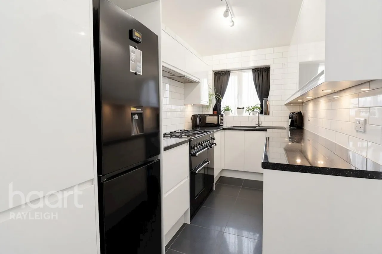 Eastwood Road, Rayleigh, SS6, photo 3