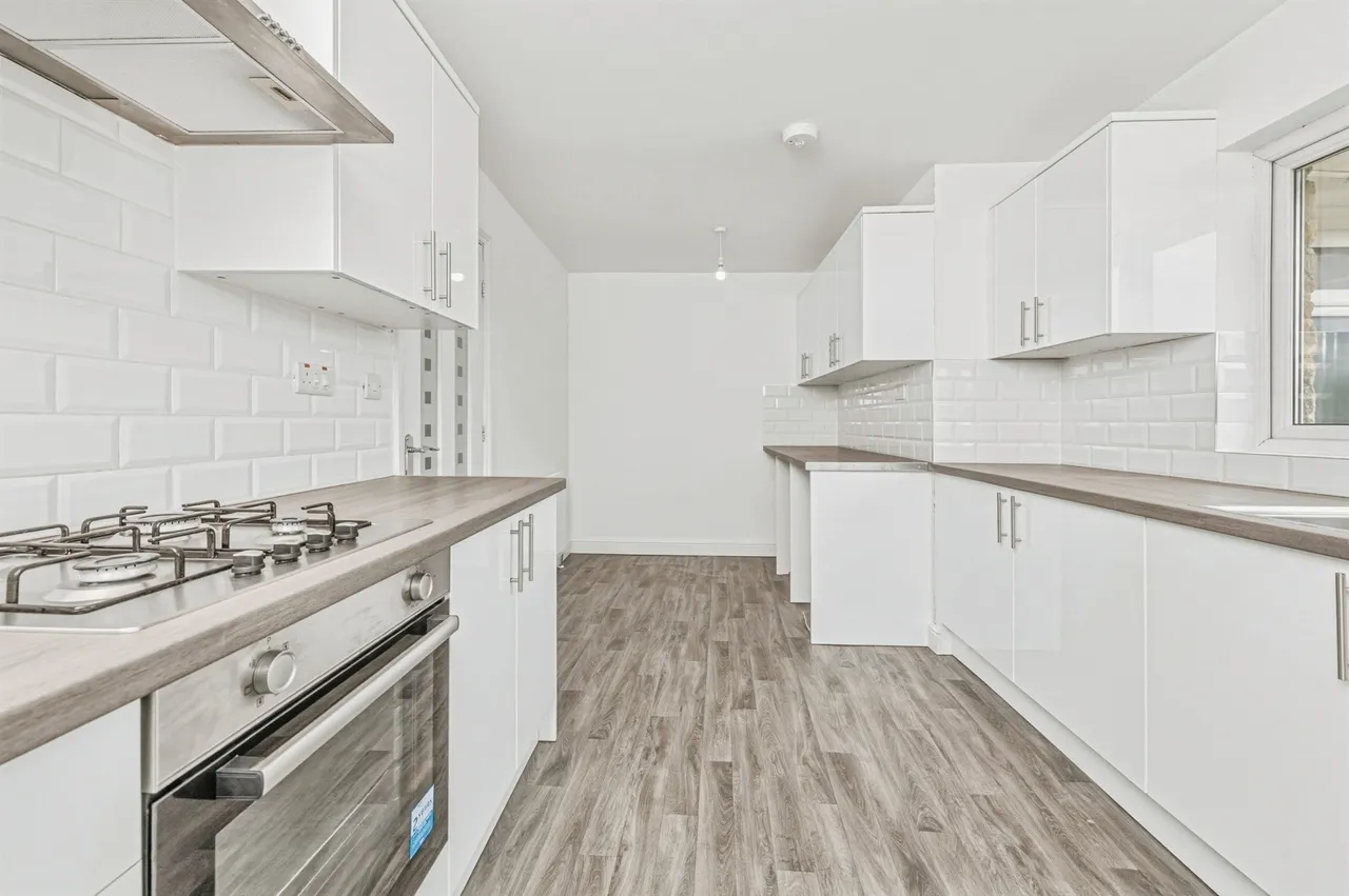 The Ghyll, Fixby, Huddersfield, photo 8