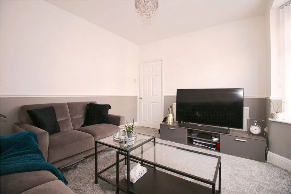 Haughton Hall Road, Denton, Greater Manchester, M34, photo 2