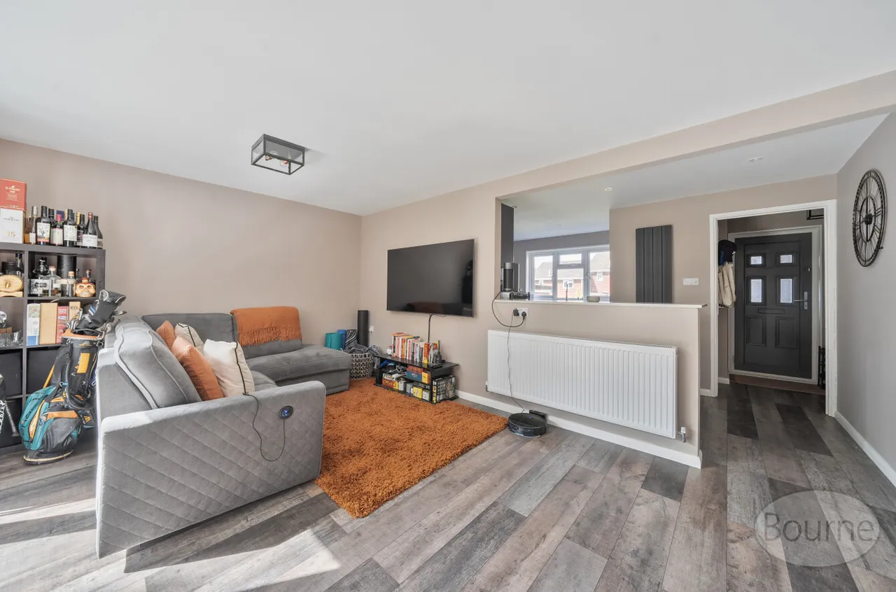 Murrell Road, Ash, GU12, photo 11