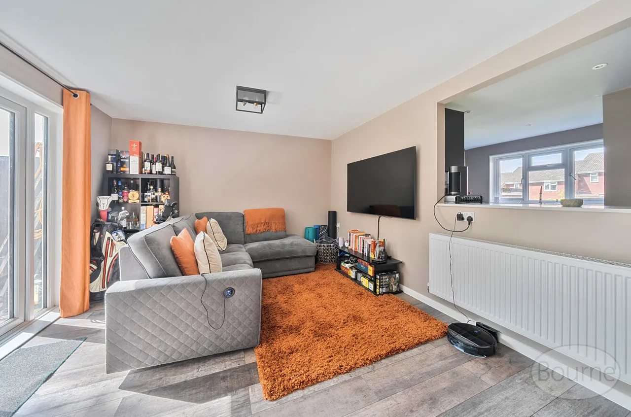 Murrell Road, Ash, GU12, photo 13