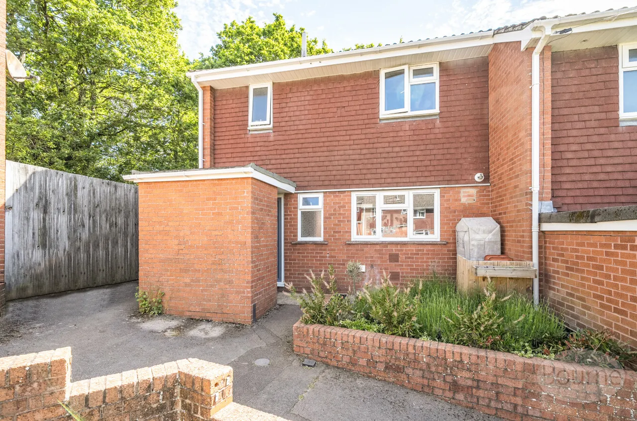 Murrell Road, Ash, GU12, photo 22