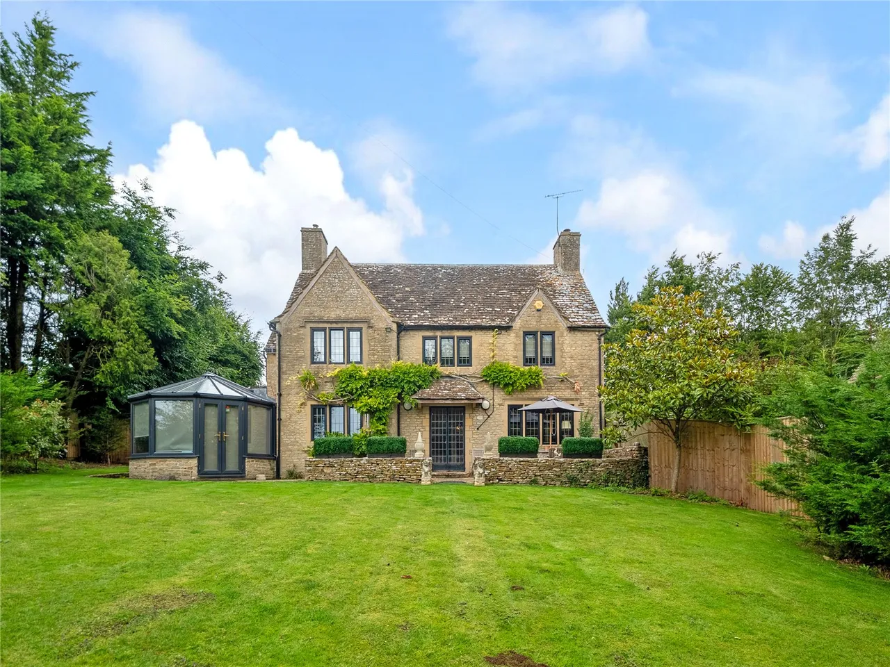 Westhall Hill, Fulbrook, OX18, photo 3