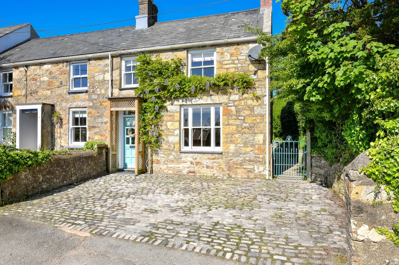 3 bed house for sale, Bryn Hyfryd, Llanbedrog, LL53