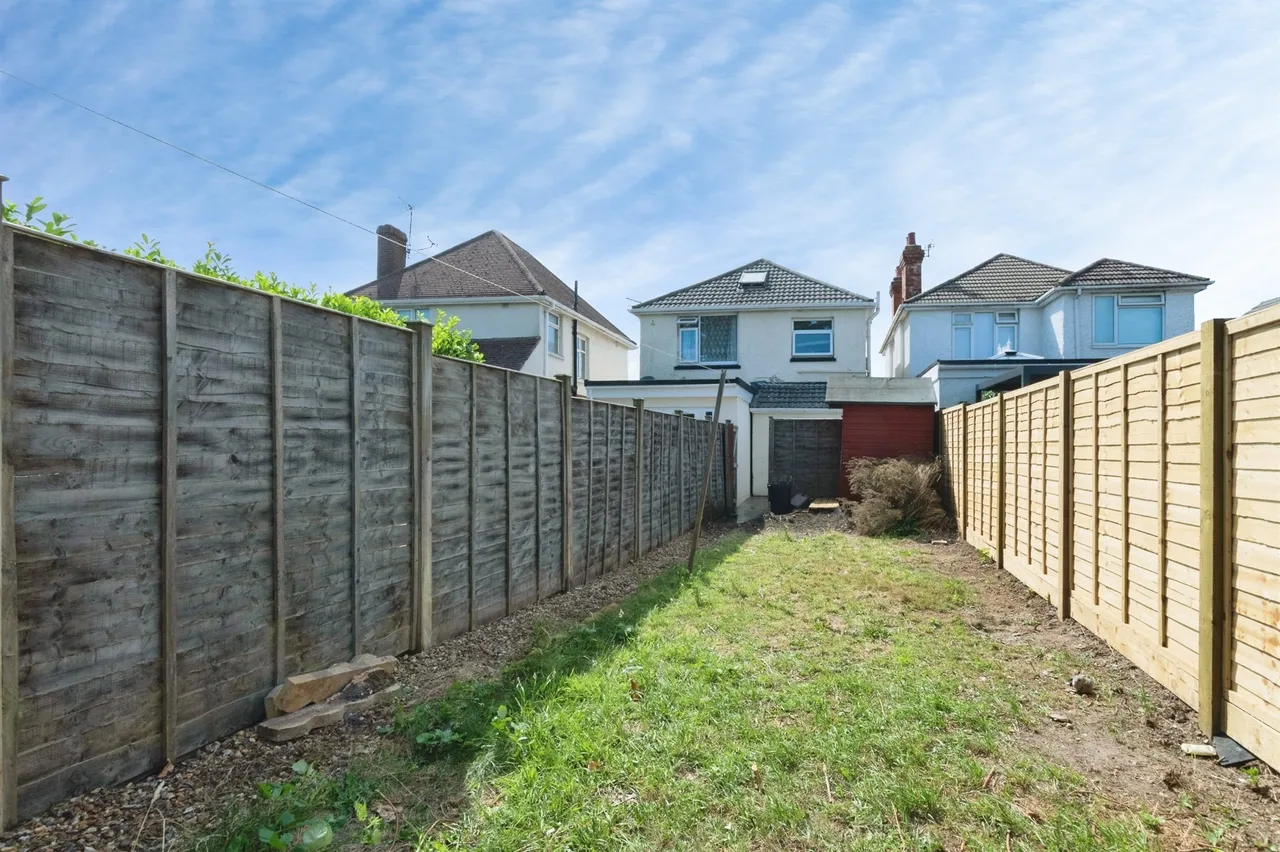 Beswick Avenue, Bournemouth, photo 12