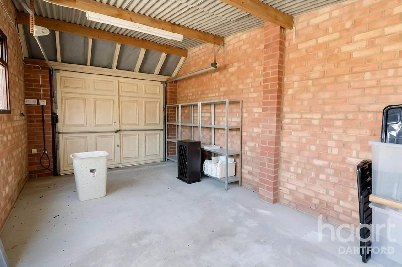 Meadow Way, Dartford, DA2, photo 10