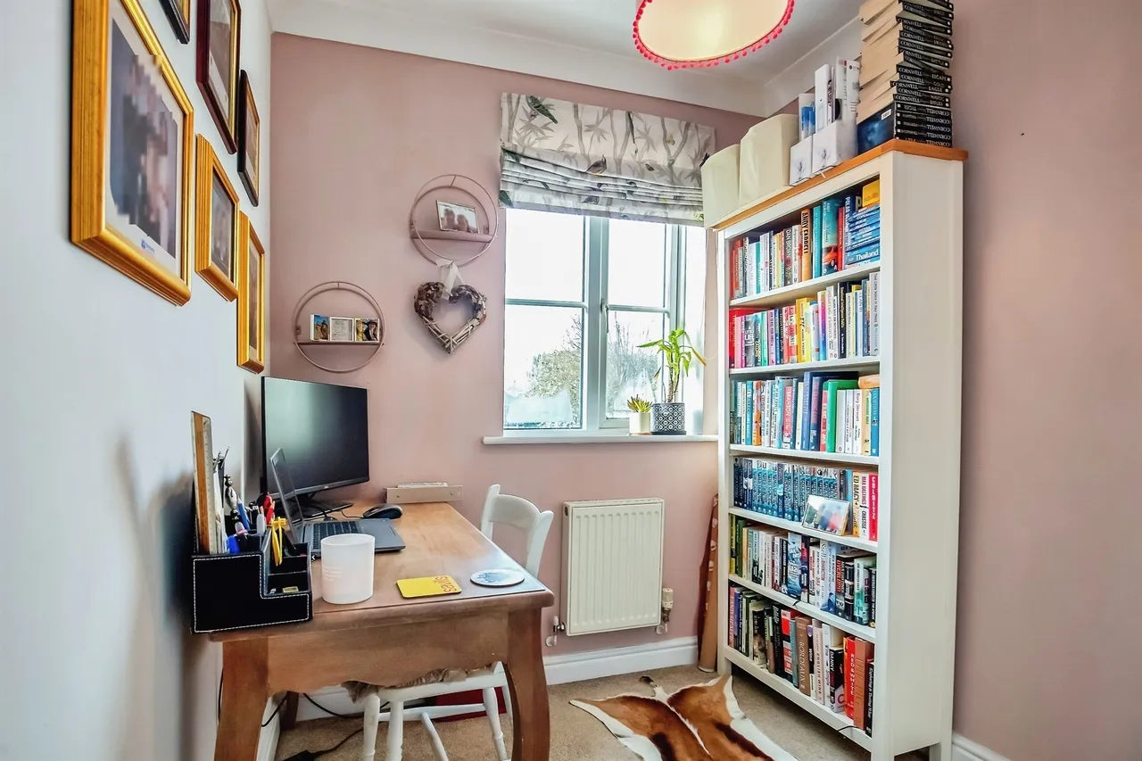 Elgar Way, Stamford, PE9, photo 15