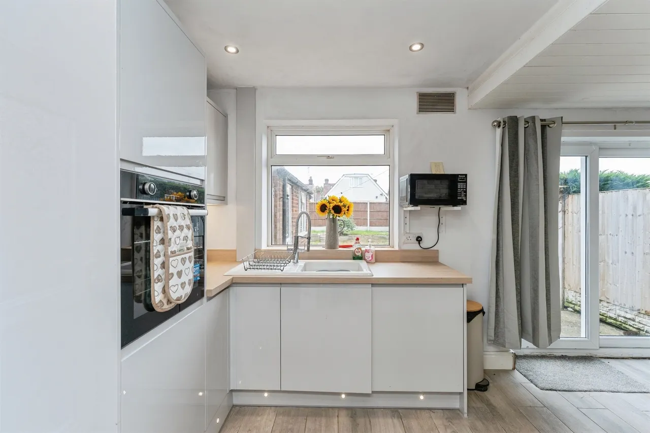 Virginia Drive, Blacon, Chester, photo 7