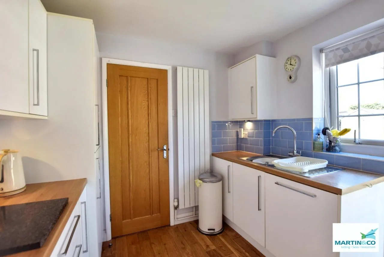 The Ridgeway, Burbage, photo 11