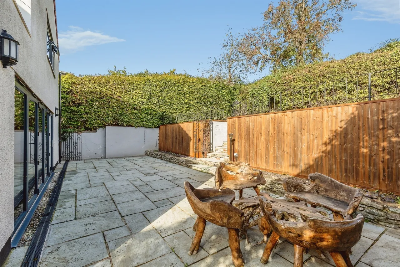 Bath Road, Bitton, BS30, photo 16