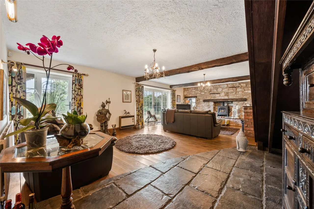 Edisford Road, Clitheroe, photo 7