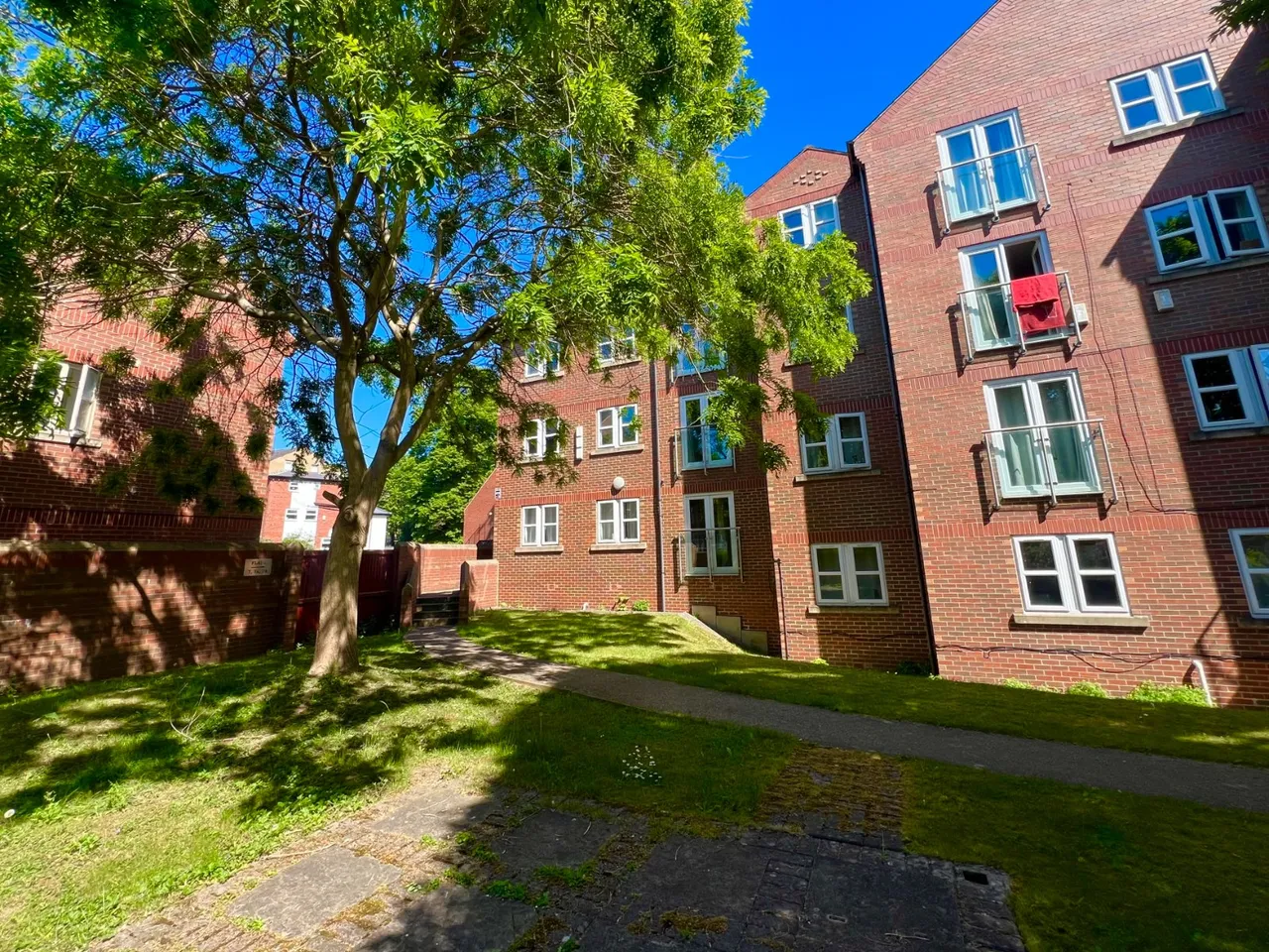 Kensington Terrace, Hyde Park, LS6, photo 2