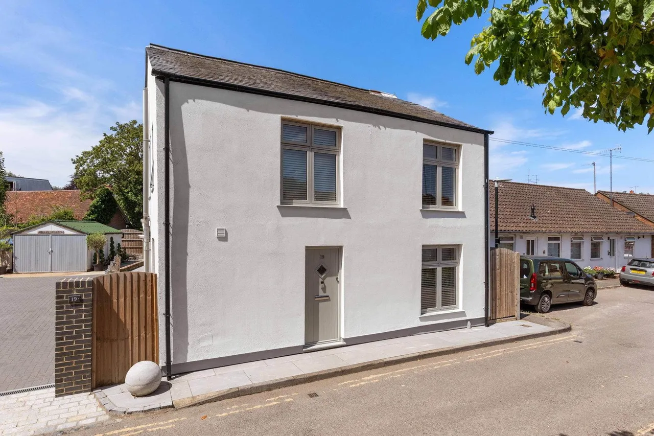 Mimram Road, Welwyn, AL6, photo 46