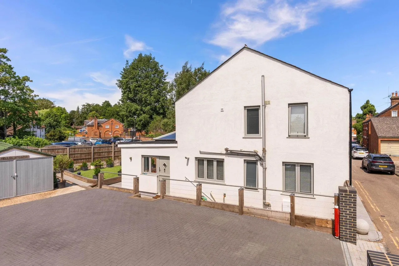 Mimram Road, Welwyn, AL6, photo 47