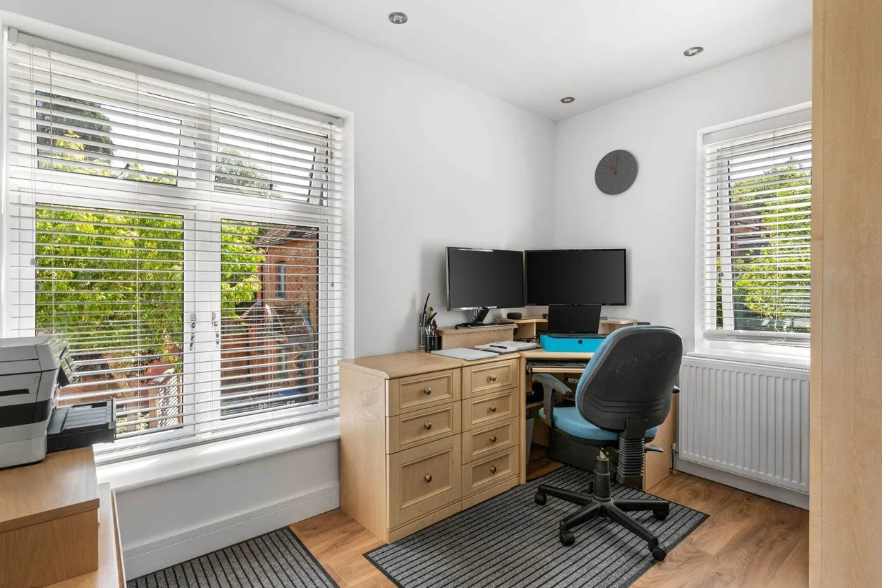 Mimram Road, Welwyn, AL6, photo 27