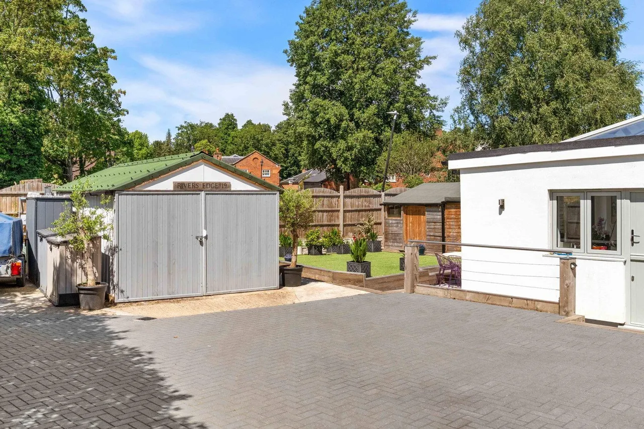 Mimram Road, Welwyn, AL6, photo 43
