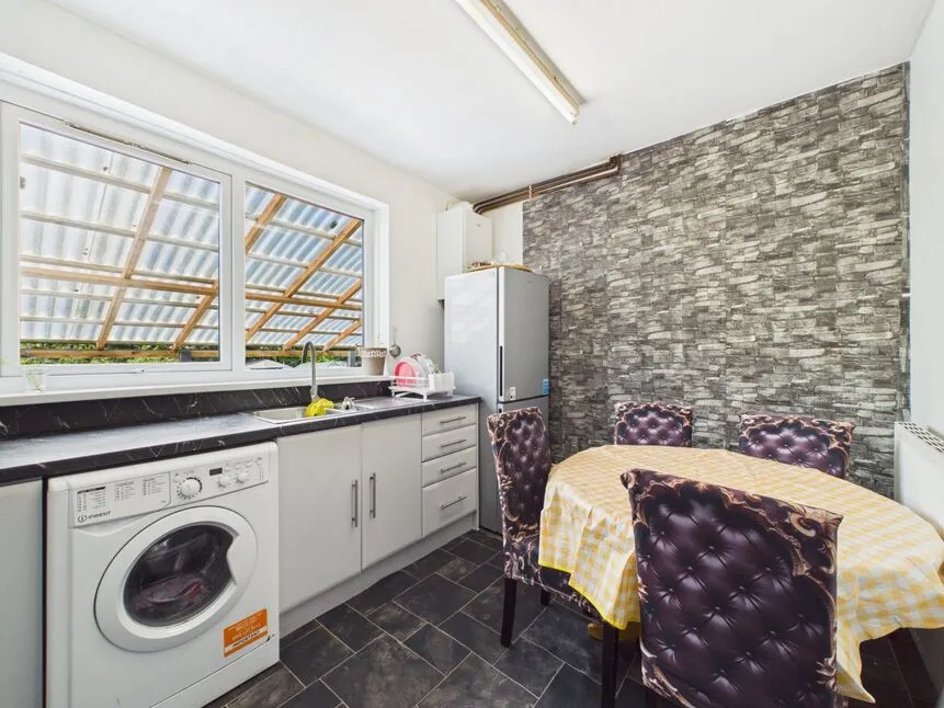 Wellbank Avenue, Ashton-under-Lyne, OL6, photo 4