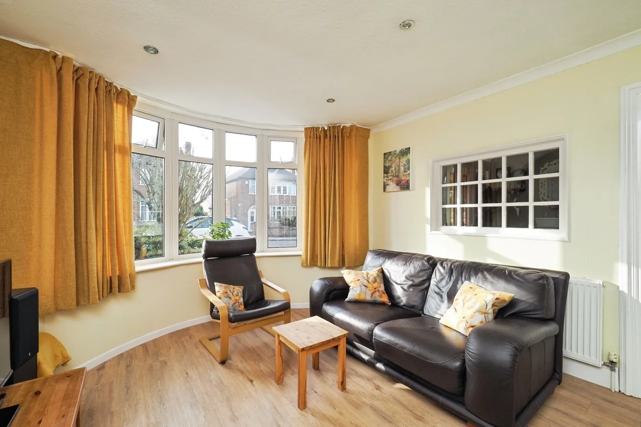 Valmont Road, Bramcote, Nottingham, Nottinghamshire, NG9, photo 3