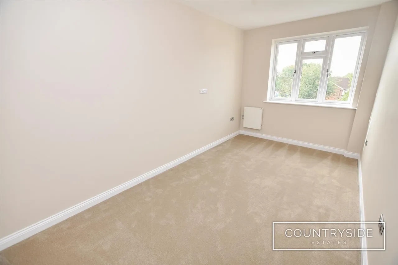 High Road, Benfleet, photo 9