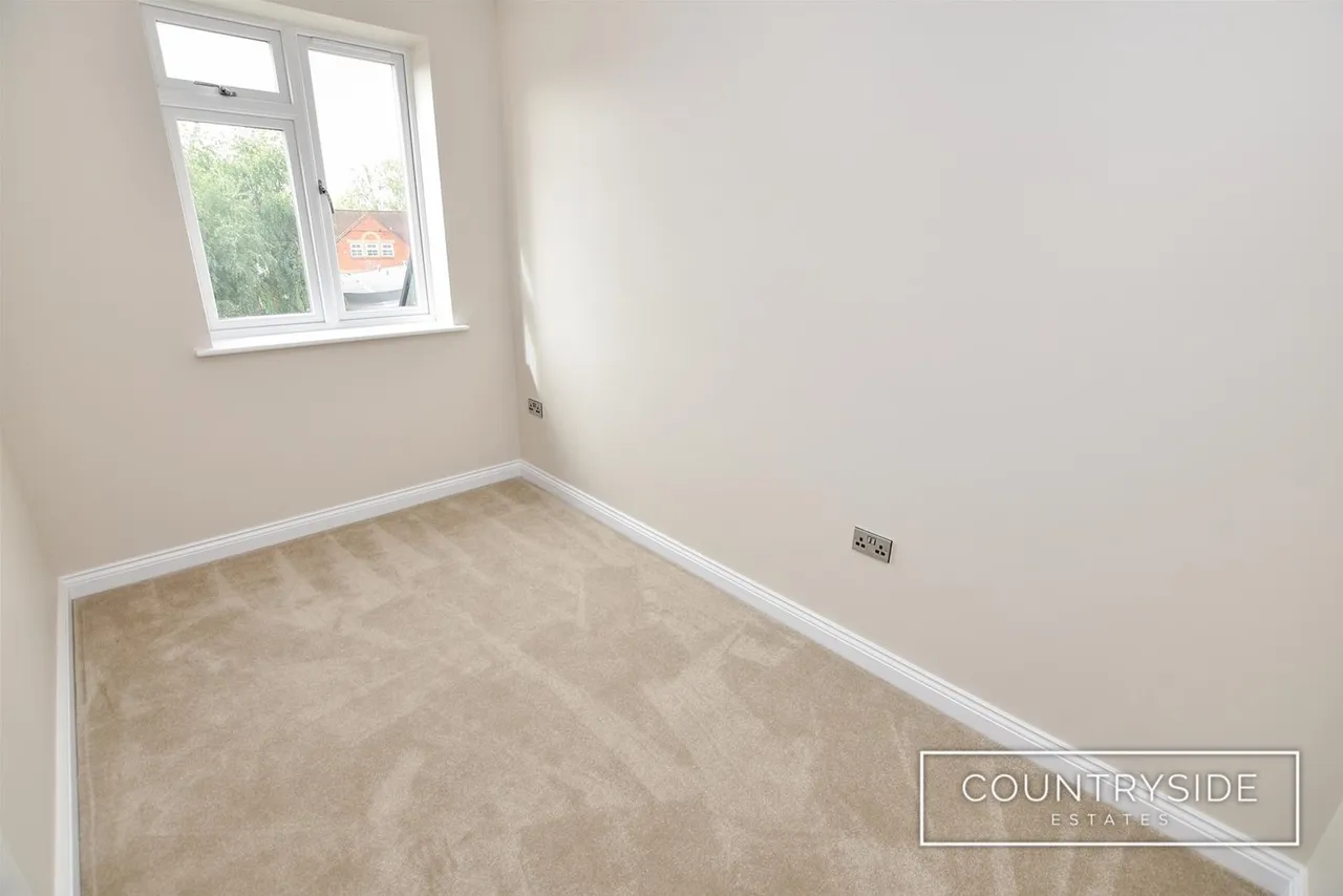 High Road, Benfleet, photo 10